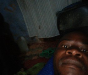 Luckwell, 20, Zamora