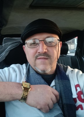 Luciano из Porto Alegre 54 года