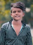 mallu, 19 лет, Hyderabad