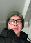 Mikhail, 24, Moscow