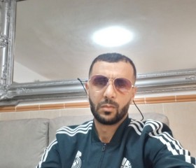 Unknown, 35, Madrid