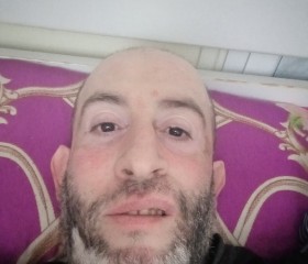 شوفي سهيل, 41, Makouda