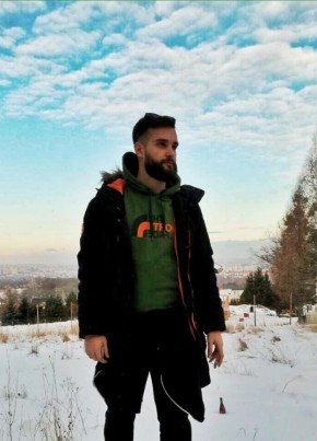 Михаил из Подпорожье 35 лет