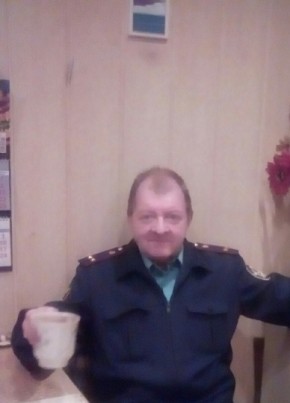 Александр, 65, Россия, Санкт-Петербург