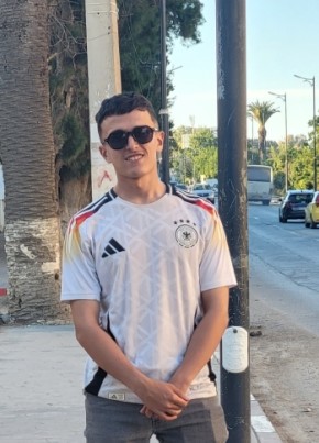 Mounder, 27, Algeria, Salah Bey