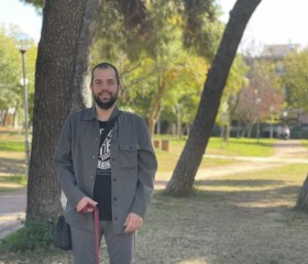 Labros, 35, Vrilissia