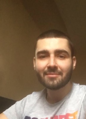Dan Anton, 34, Romania, București