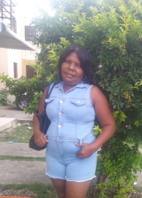 lsidra, 56, República de Santo Domingo, Villa Francisca