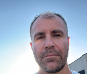 Evgeniy, 44, Zemun