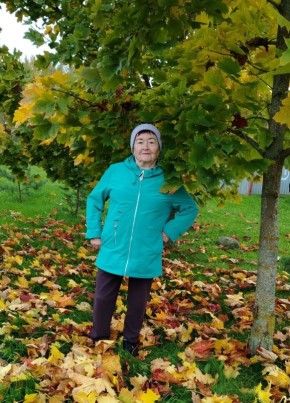 Анна Рыжова из Калининграда 71 год