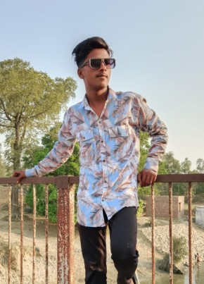 Mohd Shahid, 18, India, Lucknow