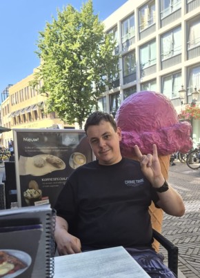 Tom из Halle (Saale) 32 года
