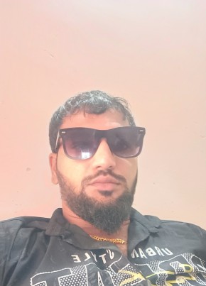 Firoz, 27, India, Mumbai