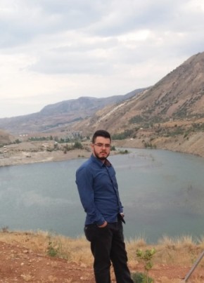 Yasin, 28, Türkiye Cumhuriyeti, Sivas
