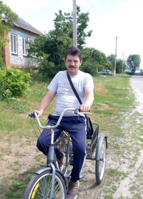 Андрей из Валуйки 52 года