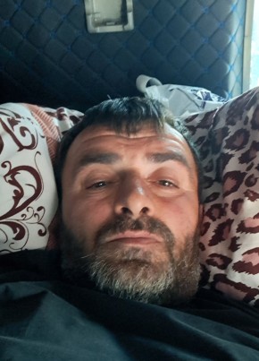 Артем из Самары 40 лет