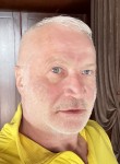 Denis, 55, Moscow