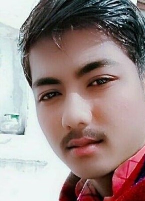 Askar Shah, 22, India, Bārmer