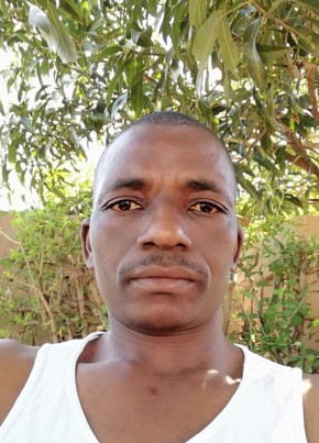 Tomas l macie, 51, República de Moçambique, Xai-Xai