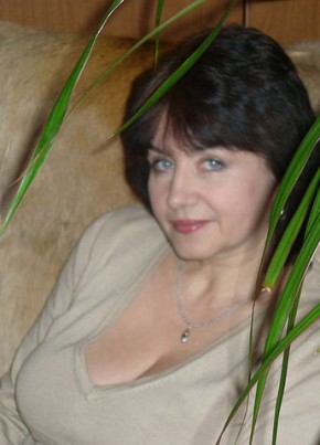 Ольга, 68, Россия, Гатчина
