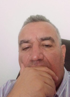Juan из Popayán 59 лет