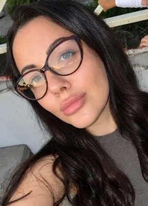 Нина из Berlin 24 года