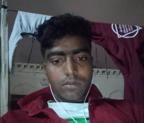 MD mON, 19, Muscat