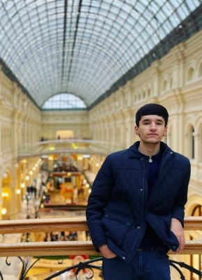 Макс, 22, Россия, Москва