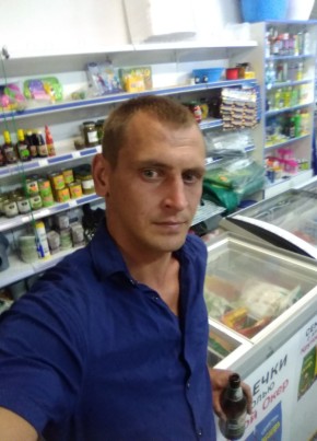 Александр, 31, Россия, Новолабинская