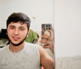 Mironshokh, 22, Vladimir