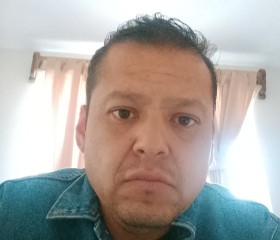 Miguel, 41 год, León