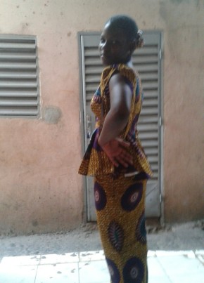Aïcha , 21, République du Mali, Bamako