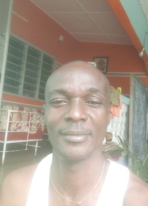 Monez, 50, République de Côte d’Ivoire, Yamoussoukro
