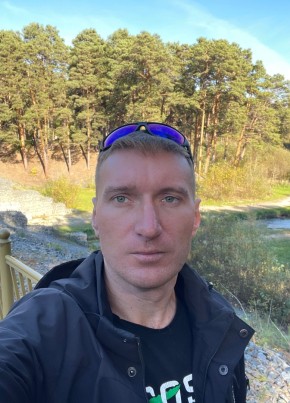 Александр из Тюмени 33 года
