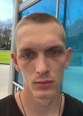Евгений из Ростова-на-Дону 21 год
