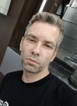Roman, 41, Moscow