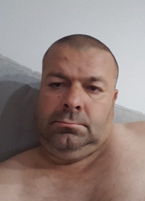 Ibrahim bosnjak, 44, Bosna i Hercegovina, Zenica