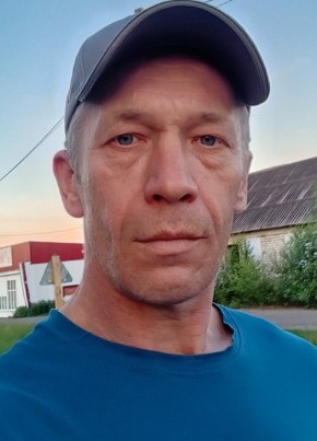 Денис из Петрозаводска 49 лет