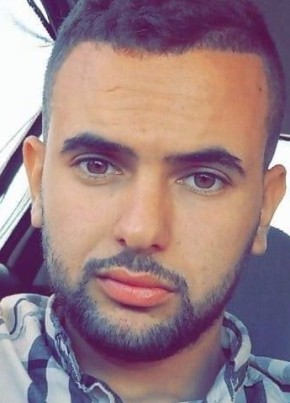 Ishak, 22, People’s Democratic Republic of Algeria, Mazouna