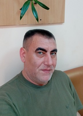 Ильшат из Казани 50 лет