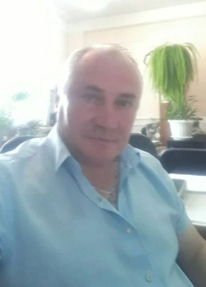 Алексей из Санкт-Петербурга 51 год