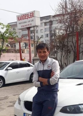 Namat, 39, Türkiye Cumhuriyeti, Gebze