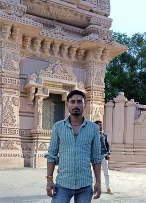 Rambaby, 24, India, New Delhi