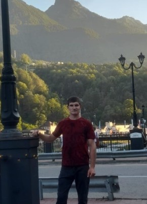 Александр, 28, Россия, Лабытнанги