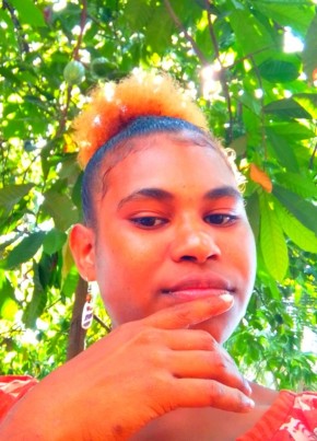 Tia'are Beebe, 20, Fiji, Suva