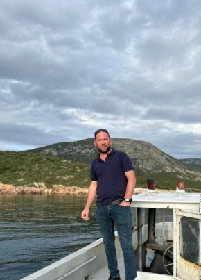 Ömer из Żabbar 39 лет