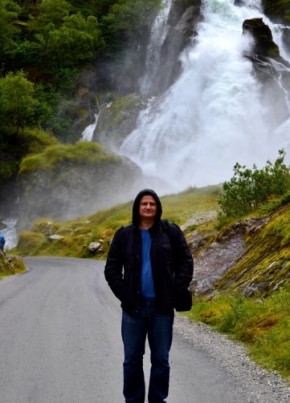 Dmitriy, 50, Russia, Pechory