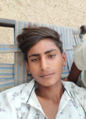 Kishan, 20, India, Lucknow