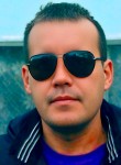 Vadim, 48, Moscow