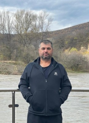 Роман из Ставрополи 38 лет